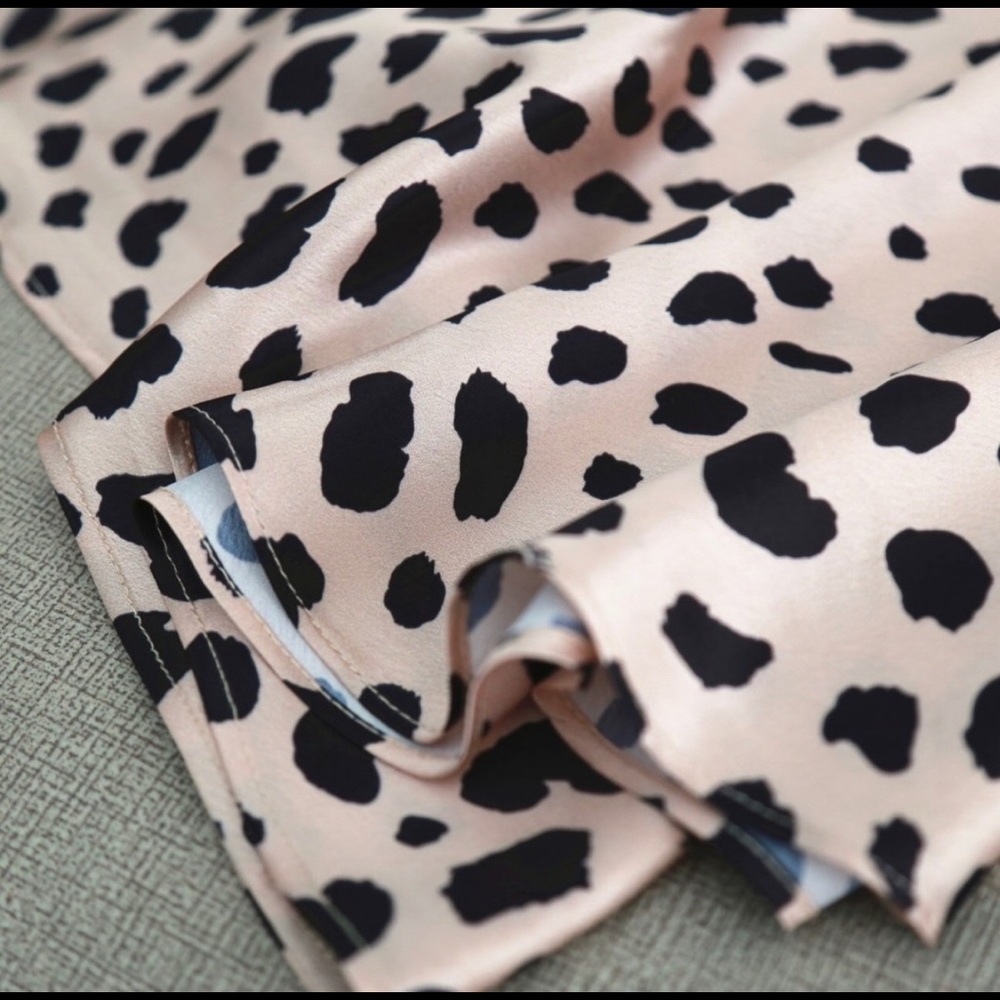 ⭐️LAST ONE⭐️ Silky Satin Leopard Skirt - Picture 6 of 8